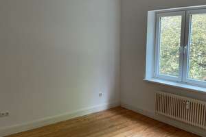 Einzugsbereit: Helle 2-Zimmer-Wohnung mit Balkon! (leichte Renovierungsarbeiten erforderlich) – Kattowitzer Weg 9, 22049 Dulsberg, Hamburg – Vorschaubild 5