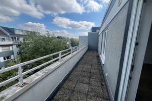 Traumhafte 4-Zimmer-Dachgeschosswohnung nach Kernsanierung in Köln-Lindenthal – Dürener Str. 132, 50931 Lindenthal (Ortsteil), Köln – Vorschaubild 17
