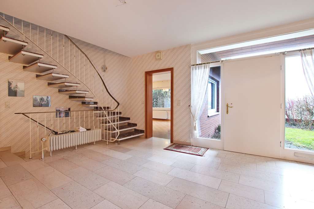 Immobilie in Lengerich - Großzügiges Einfamilienhaus mit Potential in Alleinlage - Bild 4