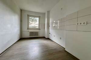 LEER WERDENDE 3 ZIMMER WOHNUNG MIT SÜDBALKON! – Mintarder Weg 6, 40472 Unterrath, Düsseldorf – Vorschaubild 5
