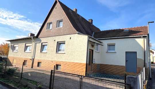Bild von BUTZBACH KERNSTADT! – Einfamilienhaus mit Garage und viel Potential!
