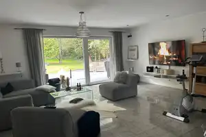 Ruhig und idyllisch: günstiges, gepflegtes 6,5-Raum-Haus in Toplage – Mecklenburger Weg 155, 27578 Bremerhaven – Vorschaubild 5