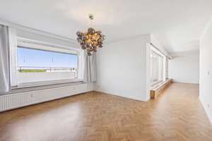 Moderne 4,5-Zimmer-Wohnung mit Blick über die Dächer Münchens – Die vollständige Adresse der Immobilie erhältst du vom Anbieter., 81735 Neuperlach, München – Vorschaubild 5