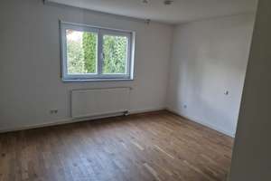 Helle 4,5-Zimmer-Erdgeschosswohnung mit Terrasse, Gartenanteil, Stellplatz und Garage in Dürnau – Die vollständige Adresse der Immobilie erhältst du vom Anbieter., 73105 Dürnau – Vorschaubild 12