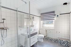 Helle 3-Zimmer-Wohnung mit hochwertiger Einbauküche, Grünblick und Stellplatz – 38259 Salzgitter-Bad, Salzgitter – Vorschaubild 4