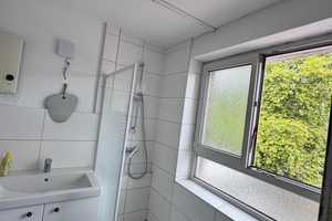 **Vollständig renovierte 2-Raum-Wohnung mit Balkon und Einbauküche in Duisburg** – Schulte-Marxloh-Straße 15, 47169 Duisburg – Vorschaubild 17