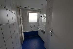 Stuttgart-Nord: Sonnige 3-Zimmer-Wohnung in bevorzugter Ausssichtslagemit Balkon – Robert-Bosch-Str. 2, 70192 Lenzhalde, Stuttgart – Vorschaubild 9