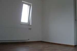 Kleine Doppelhaushälfte mit Sonnengarten in guter Lage – 40468 Unterrath, Düsseldorf – Vorschaubild 9