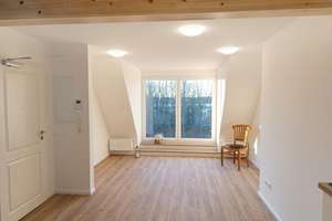 Dachgeschoß-Maisonette-Wohnung 44 qm am Tilsiter Platz in Kiel-Ellerbek – Die vollständige Adresse der Immobilie erhältst du vom Anbieter., 24148 Wellingdorf, Kiel – Vorschaubild 2