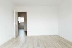 Gepflegte 2-Raum-Wohnung mit Balkon und Einbauküche in Pforzheim – Kronprinzenstr. 33, 75177 Nordstadt, Pforzheim – Vorschaubild 4