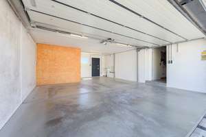 Fernblick & große Sonnenterrasse: Mit Doppelgarage, 2 Bädern, Kaminofen, PV-Anlage, EBK, bezugsfrei! – Die vollständige Adresse der Immobilie erhältst du vom Anbieter., 78078 Niedereschach – Vorschaubild 20