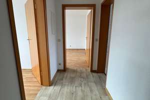 2-Zimmer-Dachgeschosswohnung in zentraler Lage – Hagerstraße 18, 8645 Bad Elster – Vorschaubild 2