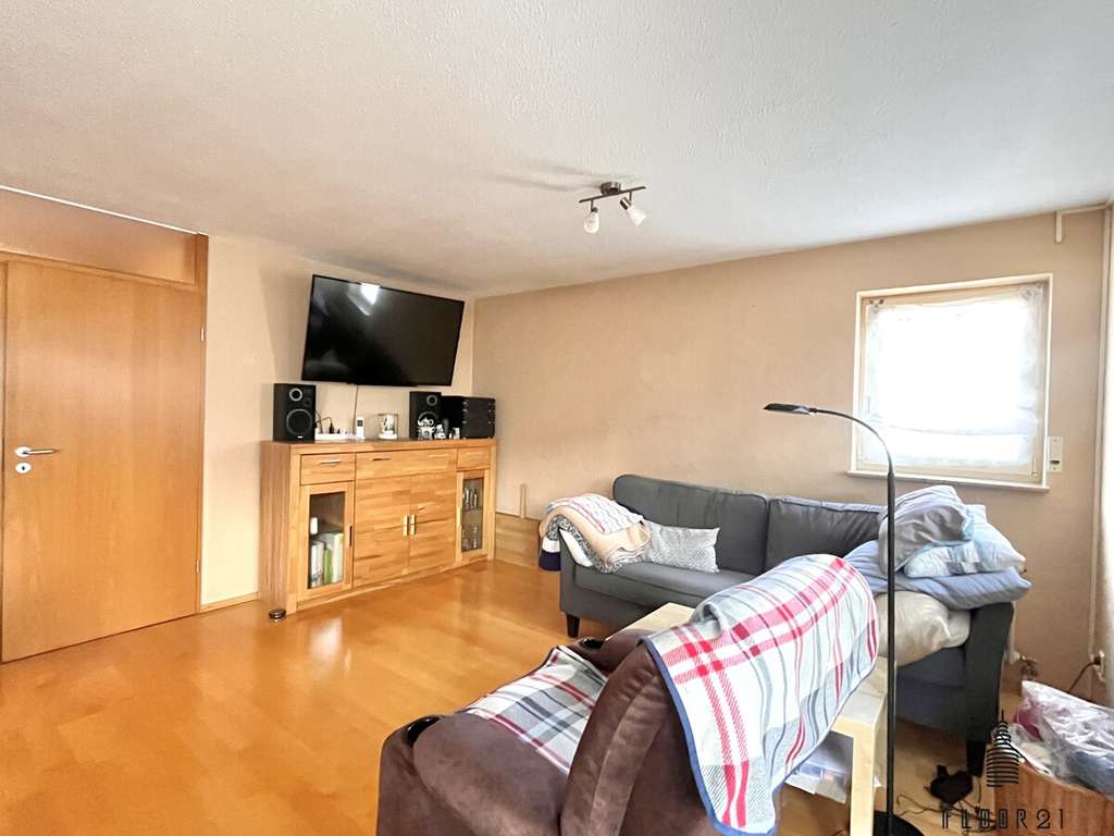 Immobilie in Unterensingen - *Ihr kleines Gartenparadies: 3 Zimmer, sonnige Terrasse & Garten in ruhiger Lage* - Bild 3