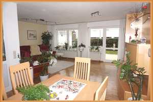 Hereinspaziert in Ihr neues Zuhause ! Top gepflegtes Reihenhaus in zentraler Lage zu verkaufen ! – Zell am Harmersbach, Ortenaukreis, 77736 Ortenaukreis – Vorschaubild 10
