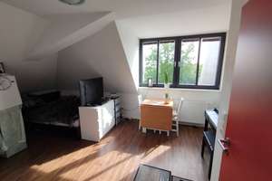 Ruhige DG-Wohnung mit EBK auf dem Petrisberg – ideal für Studierende & Azubis – Max-Planck-Straße 48, 54296 Kürenz, Trier – Vorschaubild 2