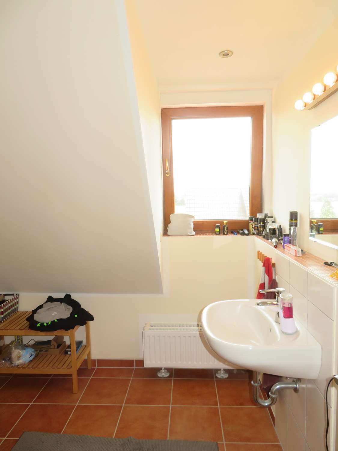 Immobilie in Lindhorst - *Lindhorst* großzügiges EFH mit ausbaubarem Anbau u. 1234 m² Grdst. - Bild 0