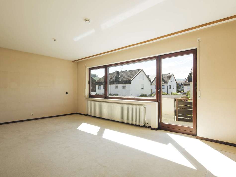 Schlafzimmer 1 mit Balkon 