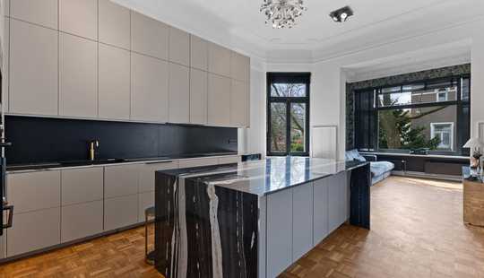 Bild von Großzügiges Wohnen in Alsternähe - Repräsentatives Stadthaus in Winterhude