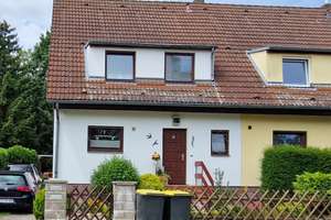 Familienfreundliches Reihenendhaus mit Garten in Spandau!