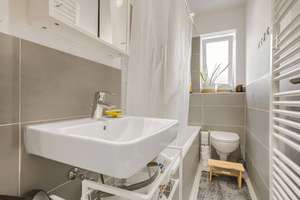 2 Zimmer Wohnung mit Balkon in Berlin Prenzlauer Berg – Die vollständige Adresse der Immobilie erhältst du vom Anbieter., 10407 Prenzlauer Berg, Berlin – Vorschaubild 5