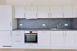 Hannover Kronsrode Neubau: Einbauküche, Süd-Balkon, Fußbodenheizng, Lift, Tiefgarage, Keller... – Bärenbleek 4B, 30539 Hannover – Vorschaubild 9