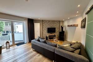 Exklusive 2-Zimmer-Wohnung mit geh. Innenausstattung, Garage, Balkon, Kamin & EBK – Rathausstraße 18, 41061 Gladbach, Mönchengladbach – Vorschaubild 6