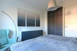 Stilvoll möbliert! Helle 2-Zimmer-Wohnung mit Balkon im Herzen von Prenzlauer Berg – Bötzowstraße 72, 10407 Prenzlauer Berg, Berlin – Vorschaubild 9