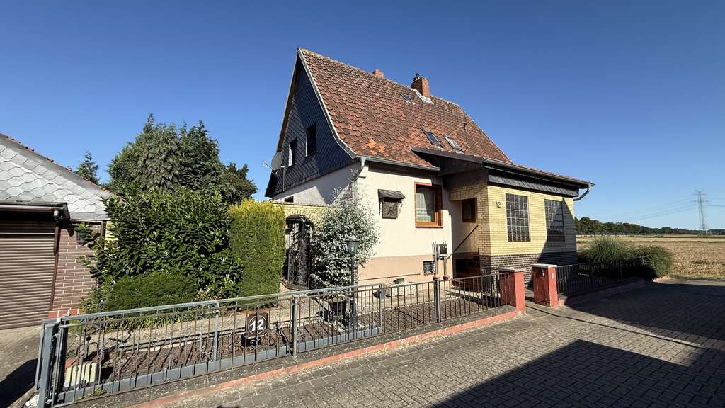 Immobilie in Vechelde - Einfamilienhaus in Alvesse in einer Sackgasse direkt am Feld von privat - Bild 0