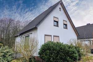 PROVISIONSFREI für Käufer!! Solides Einfamilienhaus mit Garage! – Die vollständige Adresse der Immobilie erhältst du vom Anbieter., 27580 Eckernfeld, Bremerhaven – Vorschaubild 2