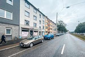 Voll vermietetes Wohn- und Geschäftshaus mit 
7 Wohneinheiten, 
2 Gewerbeeinheiten und 6 Garagen – Die vollständige Adresse der Immobilie erhältst du vom Anbieter., 44809 Hofstede, Bochum – Vorschaubild 2