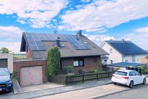 Großzügiges 5-Zimmer Haus mit Garage in Euskirchen-Kirchheim in herausragender Lage – Hertzstraße 17, 53881 Euskirchen – Vorschaubild 1