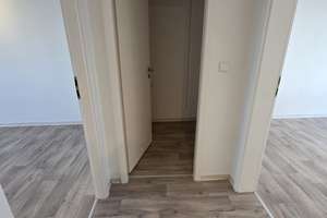 Frisch renovierter Wohntraum: Helle 4-Zimmer-Oase im Grünen – Stralsunder Ring 47-55, 38440 Westhagen, Wolfsburg – Vorschaubild 8