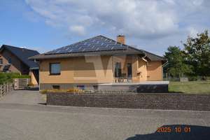 +++  BUNGALOW - VOLLKELLER - PHOTOVOLTAIK +++ – Die vollständige Adresse der Immobilie erhältst du vom Anbieter., 38524 Sassenburg – Vorschaubild 1