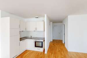 Exklusives 1-Zimmer Apartment mit Balkon in Bestlage! – Mailänder Platz 7, 70173 Europaviertel, Stuttgart – Vorschaubild 3
