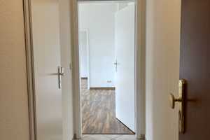 Klein, aber mein! Helle 2-Raumwohnung mit Balkon! – Fichtestraße 49, 39112 Magdeburg – Vorschaubild 2