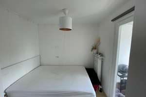 Exklusive, sanierte 1,5-Zimmer-Wohnung mit Einbauküche in Augsburg – Zeppelinstraße 32, 86159 Universitätsviertel, Augsburg – Vorschaubild 2