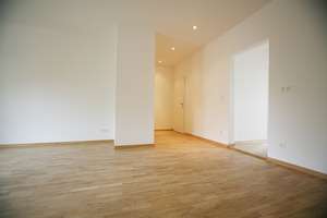 *** 3 Zimmer | Wohnung | offene Küche | Balkonblick ins Grüne | Bad mit Wanne & Dusche *** – Krönerstraße 14, 4315 Anger-Crottendorf, Leipzig – Vorschaubild 2