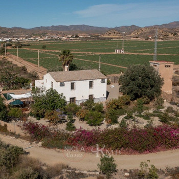 Renovierte Wassermühle mit Pool und Garage in Antas, Almería