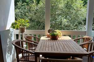 Wohnung mit Loggia und Garten auf altem Gutshof in Leipzig