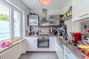 Gepflegtes Reihenmittelhaus mit großem Garten und Garage in Nürnberg – Die vollständige Adresse der Immobilie erhältst du vom Anbieter., 90439 Sankt Leonhard, Nürnberg – Vorschaubild 6