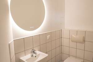 Eleganter Altbauklassiker in Steglitz: Großzügige 4-Zimmer-Wohnung mit Loggia & Balkon – Birkbuschstraße 38, 12167 Steglitz, Berlin – Vorschaubild 9