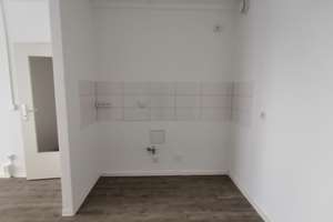 Gemütliche 2-Zimmer-Wohnung mit Balkon in der 14. Etage! – Grunaer Str. 18, 1069 Pirnaische Vorstadt, Dresden – Vorschaubild 4