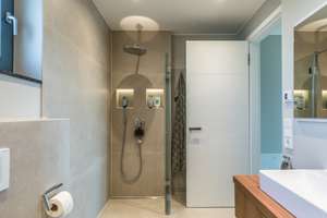 Neubau-Townhouse mit viel Platz und einem traumhaften Blick über Wiesbaden – Die vollständige Adresse der Immobilie erhältst du vom Anbieter., 65189 Südost, Wiesbaden – Vorschaubild 12