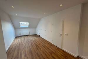 Kernsanierte 5-Zimmer-DG-Wohnung in Düsseldorf-Oberbilk – 40227 Oberbilk, Düsseldorf – Vorschaubild 5