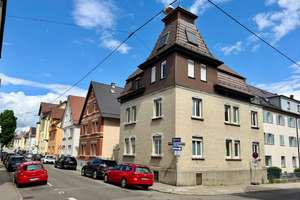 Renovierungsbedürftige 3-Zimmer-Wohnung in kleinem Mehrfamilienhaus