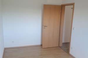 Gepflegte DHH in ruhiger Lage mit Blick auf die Natur – Pettenkofer Str. 21, 86706 Weichering – Vorschaubild 14