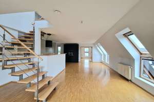 Elegante Maisonette im Dachgeschoss mit offener Wohnküche, Kamin und Loggia – Die vollständige Adresse der Immobilie erhältst du vom Anbieter., 70372 Seelberg, Stuttgart – Vorschaubild 3