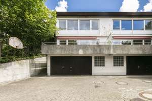 Split-Level-Doppelhaushälfte mit sonniger Terrasse in ruhiger Wohnlage – Die vollständige Adresse der Immobilie erhältst du vom Anbieter., 89134 Blaustein – Vorschaubild 2