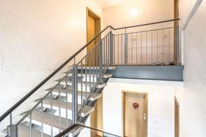 KAPITALANLAGE - ERSTKLASSIGE 3 ZIMMER DACHGESCHOSSWOHNUNG IN BEGEHRTER LAGE - UNWEIT ZUR ELBE – Lommatzscher Platz 6, 1139 Mickten, Dresden – Vorschaubild 5