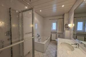 Großzügige 4-Zimmer Wohnung mit eigenem Gartenparadies in Grafenberg Nähe Aaper Wald – 40235 Grafenberg, Düsseldorf – Vorschaubild 18